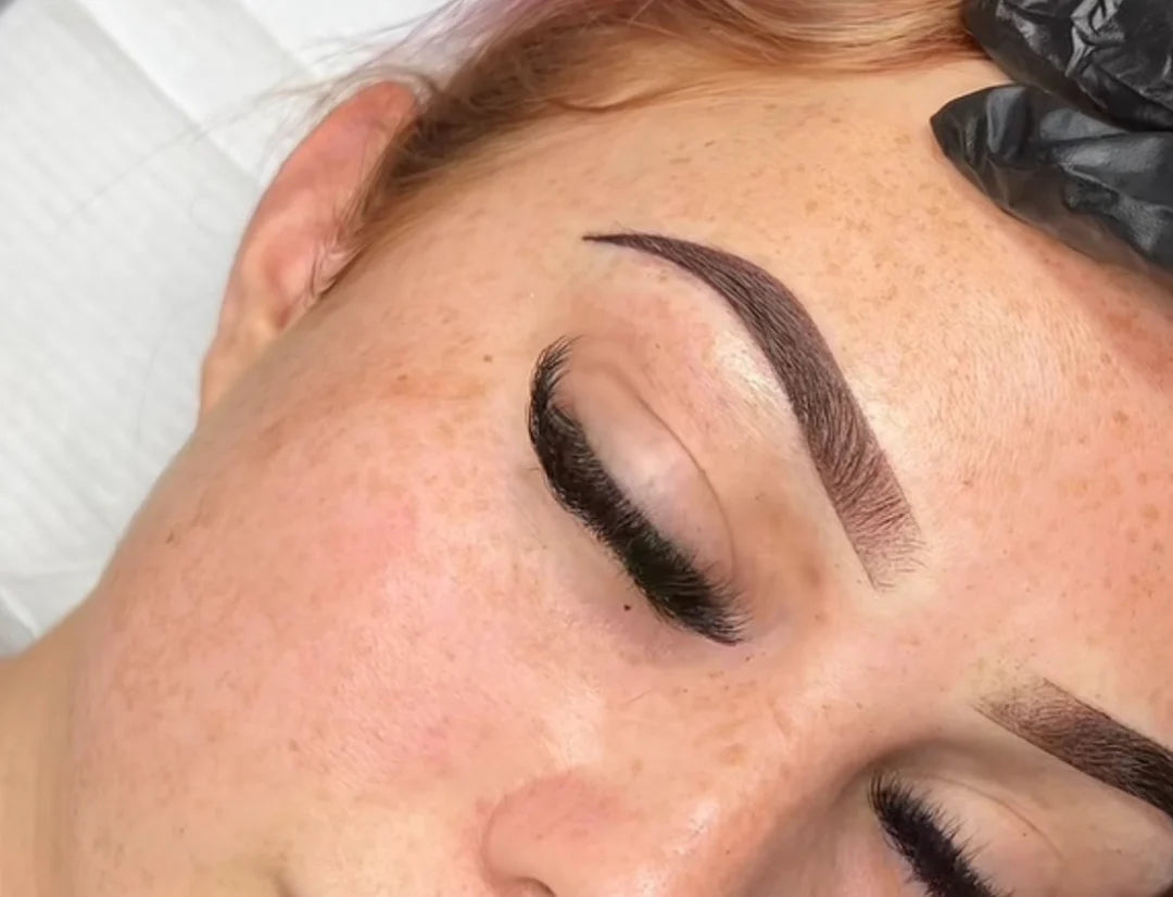 Ombre / Powder Brows